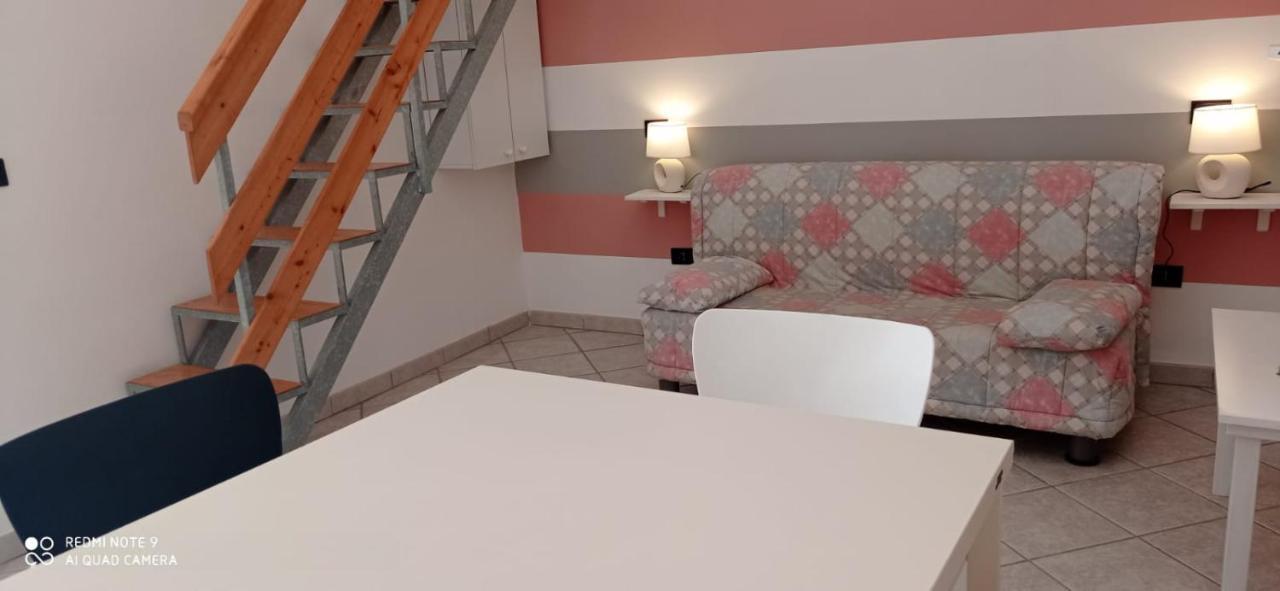 Ferienwohnung Corte Nel Borgo Minervino di Lecce Exterior foto