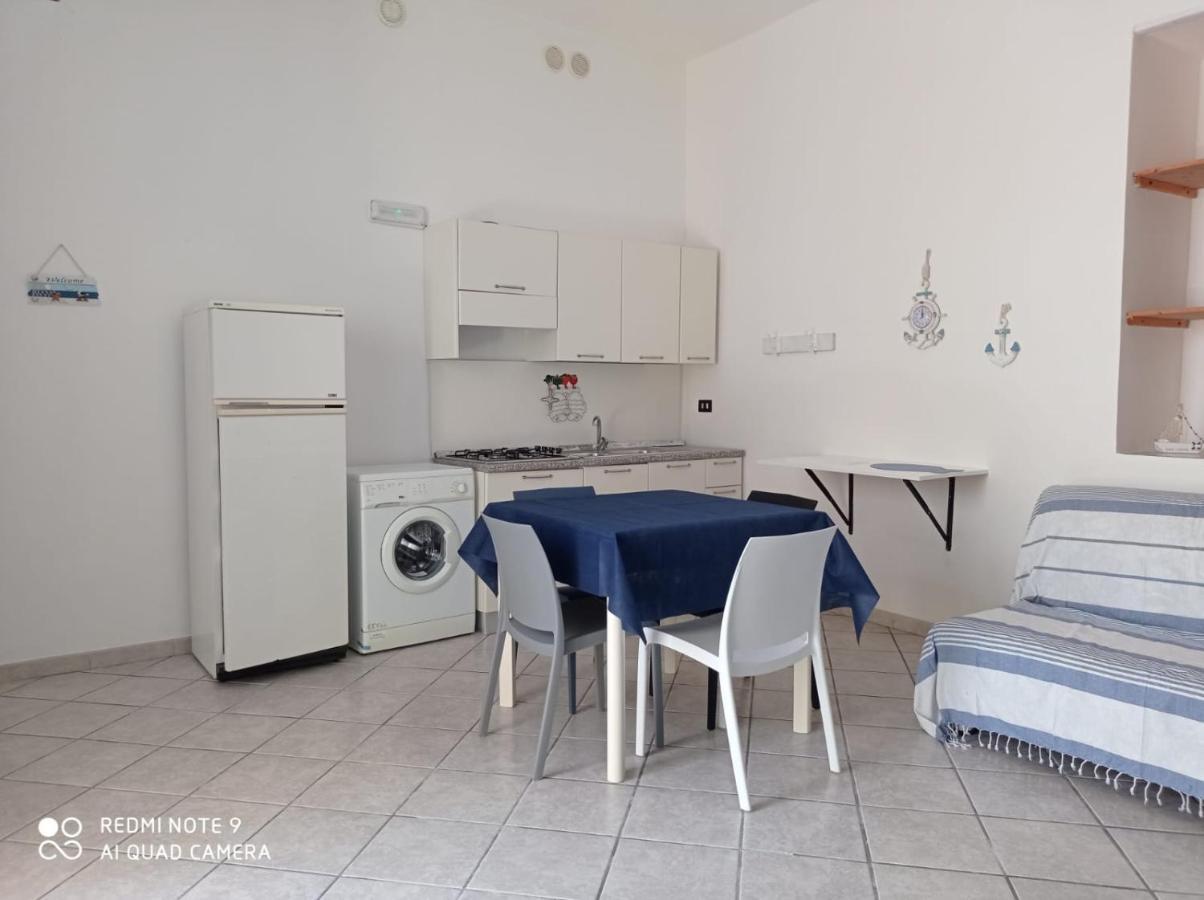 Ferienwohnung Corte Nel Borgo Minervino di Lecce Exterior foto