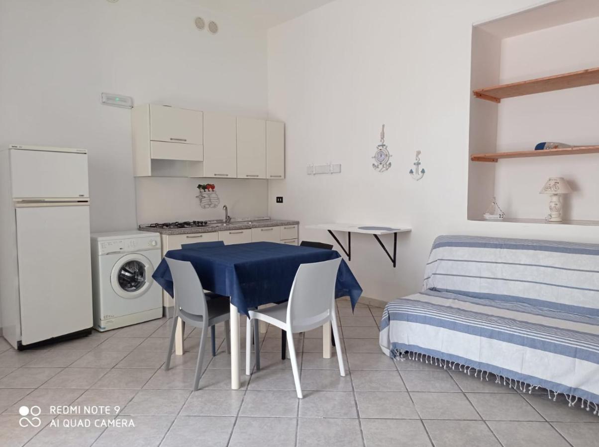Ferienwohnung Corte Nel Borgo Minervino di Lecce Exterior foto