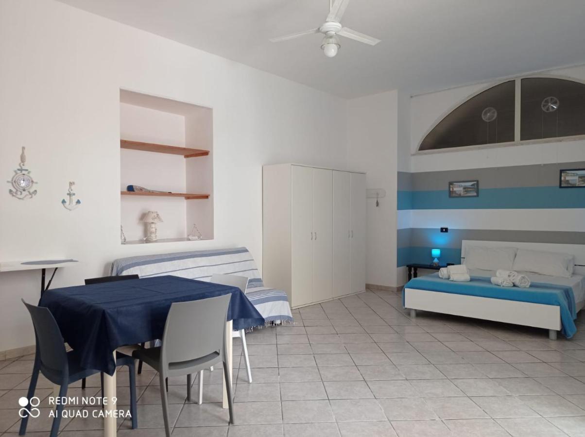 Ferienwohnung Corte Nel Borgo Minervino di Lecce Exterior foto