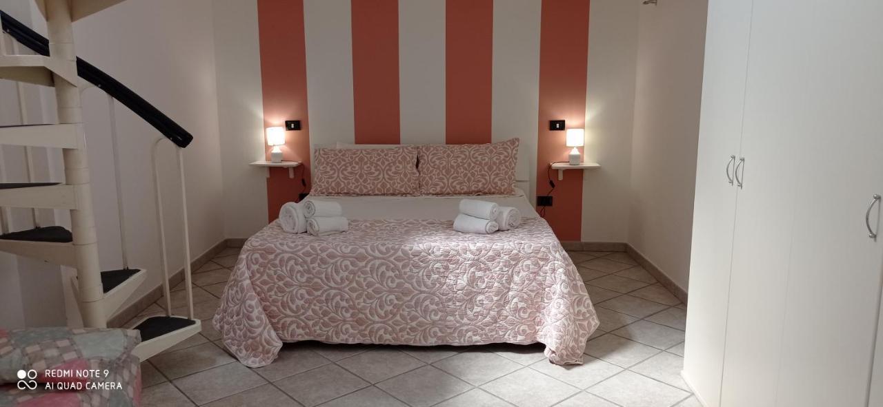 Ferienwohnung Corte Nel Borgo Minervino di Lecce Exterior foto